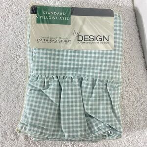 Vintage JC Penney By Design Green White Plaid Ruffle Trim Pillowcases X2 NWT